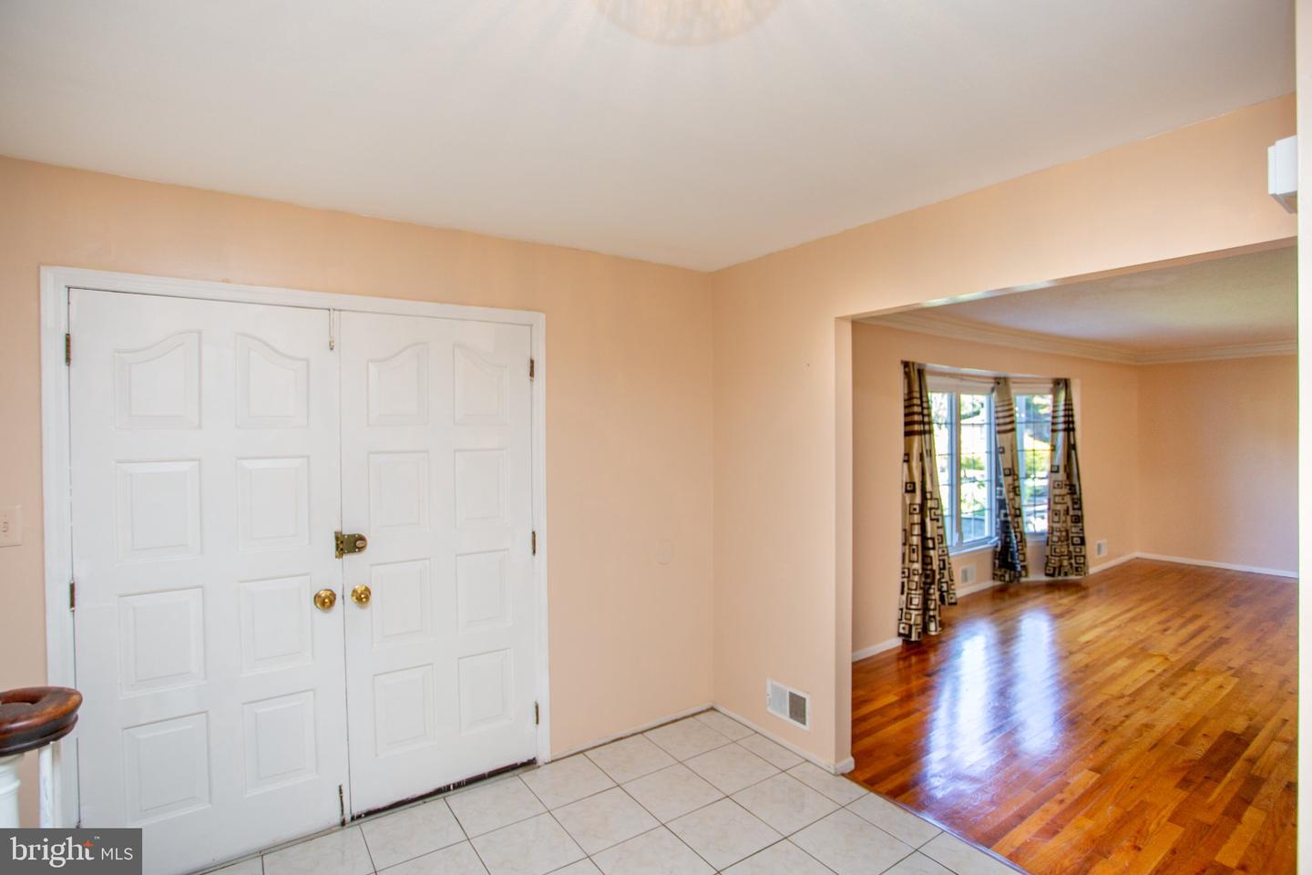 14 Woodmere Rd Property Photo 14