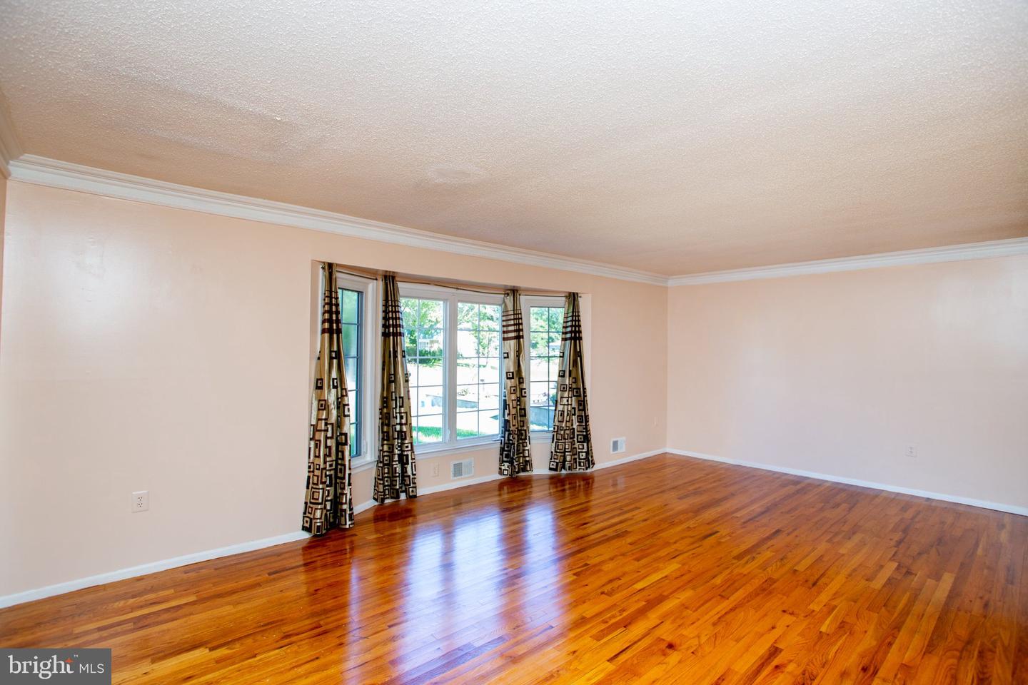 14 Woodmere Rd Property Photo 19