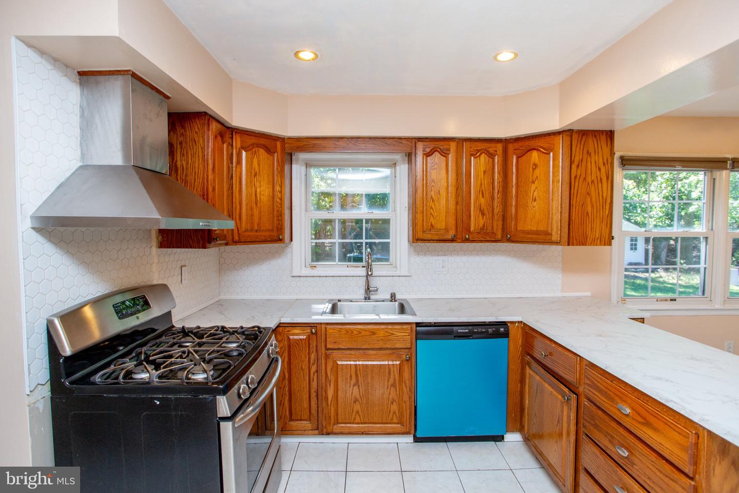 14 Woodmere Rd Property Photo 33