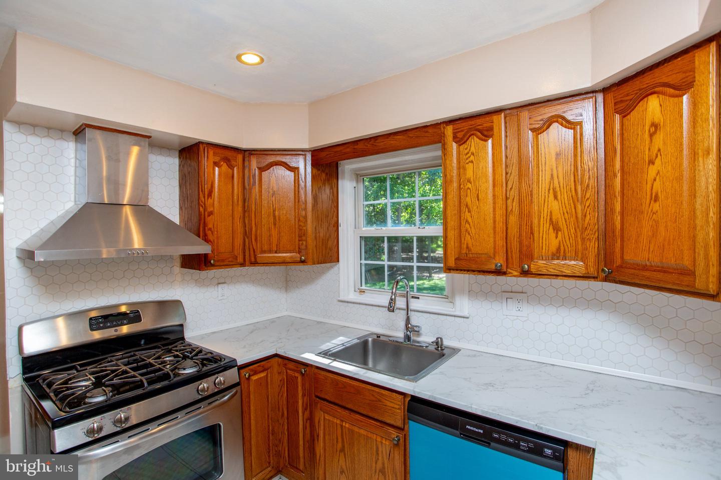 14 Woodmere Rd Property Photo 39