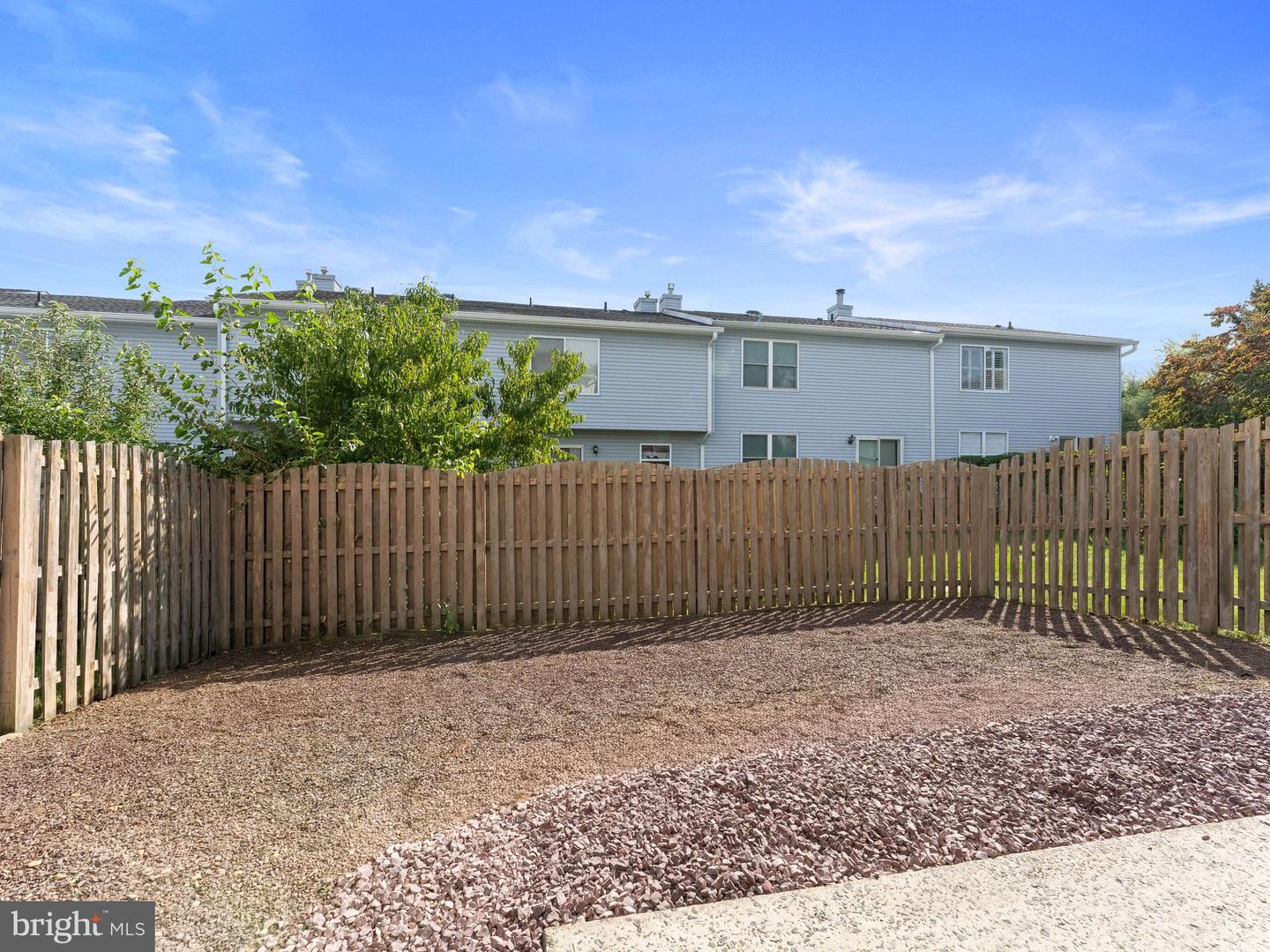 18 Spruce St Property Photo 2