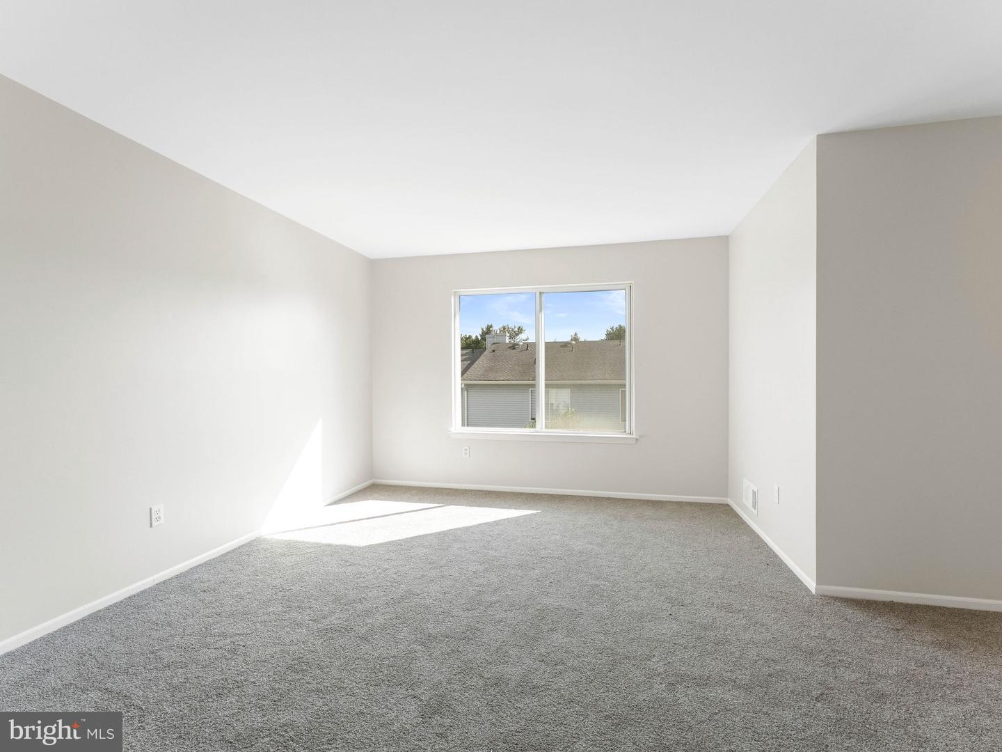 18 Spruce St Property Photo 11