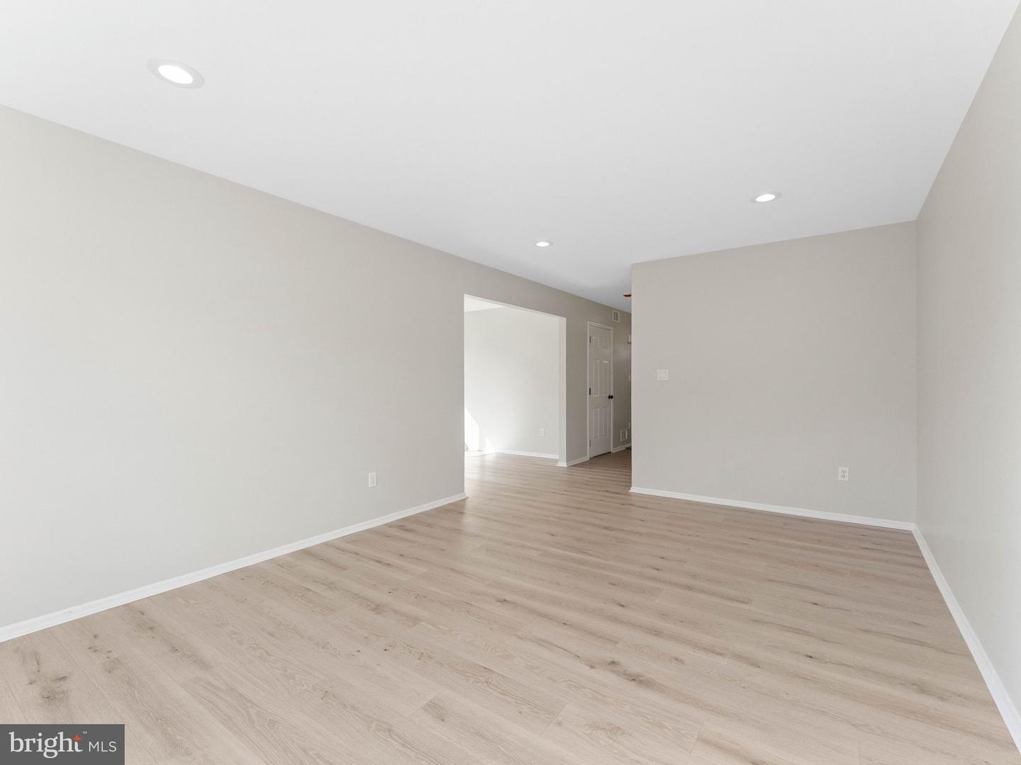 18 Spruce St Property Photo 12