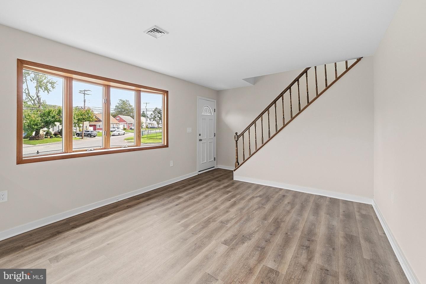 2 Kendall Drive Property Photo 7