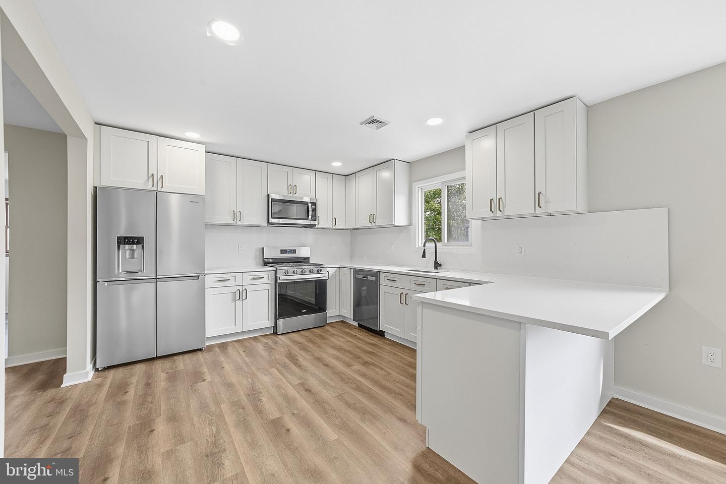 2 Kendall Drive Property Photo 8