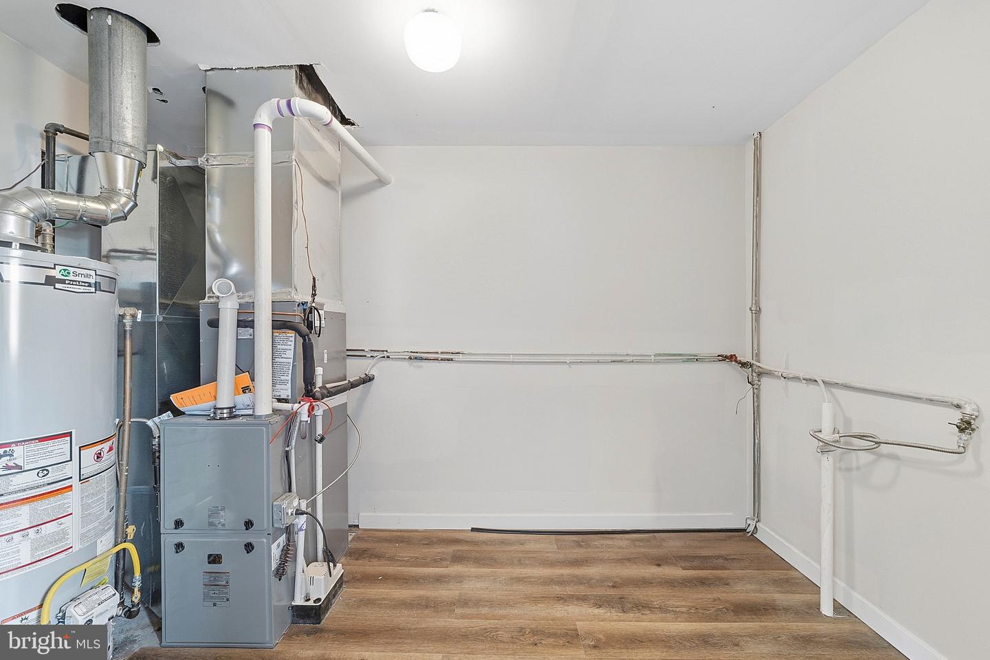 2 Kendall Drive Property Photo 15