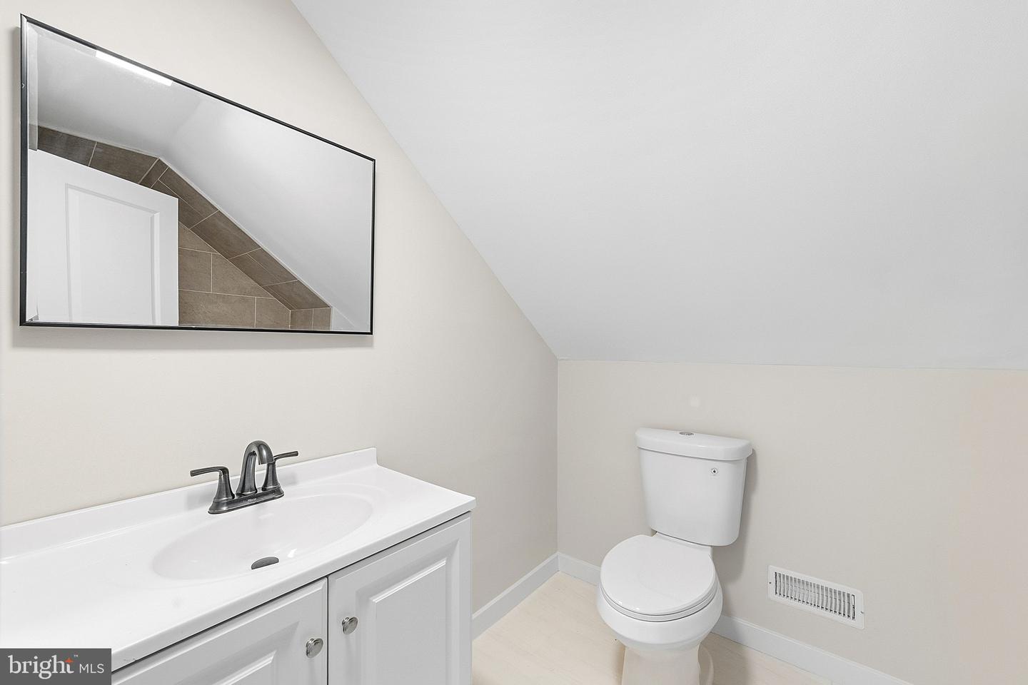 2 Kendall Drive Property Photo 29