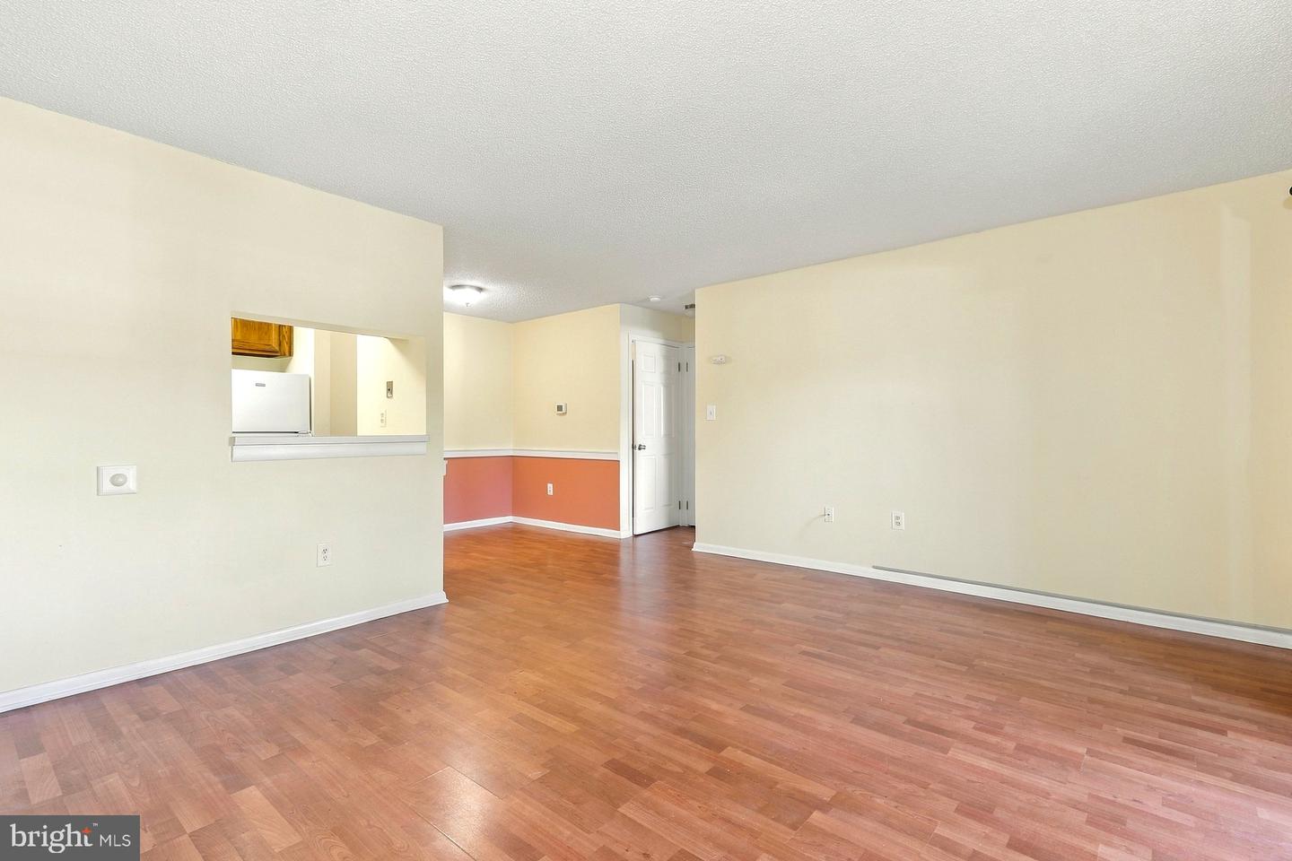 5007 Ravens Crest Dr Property Photo 4