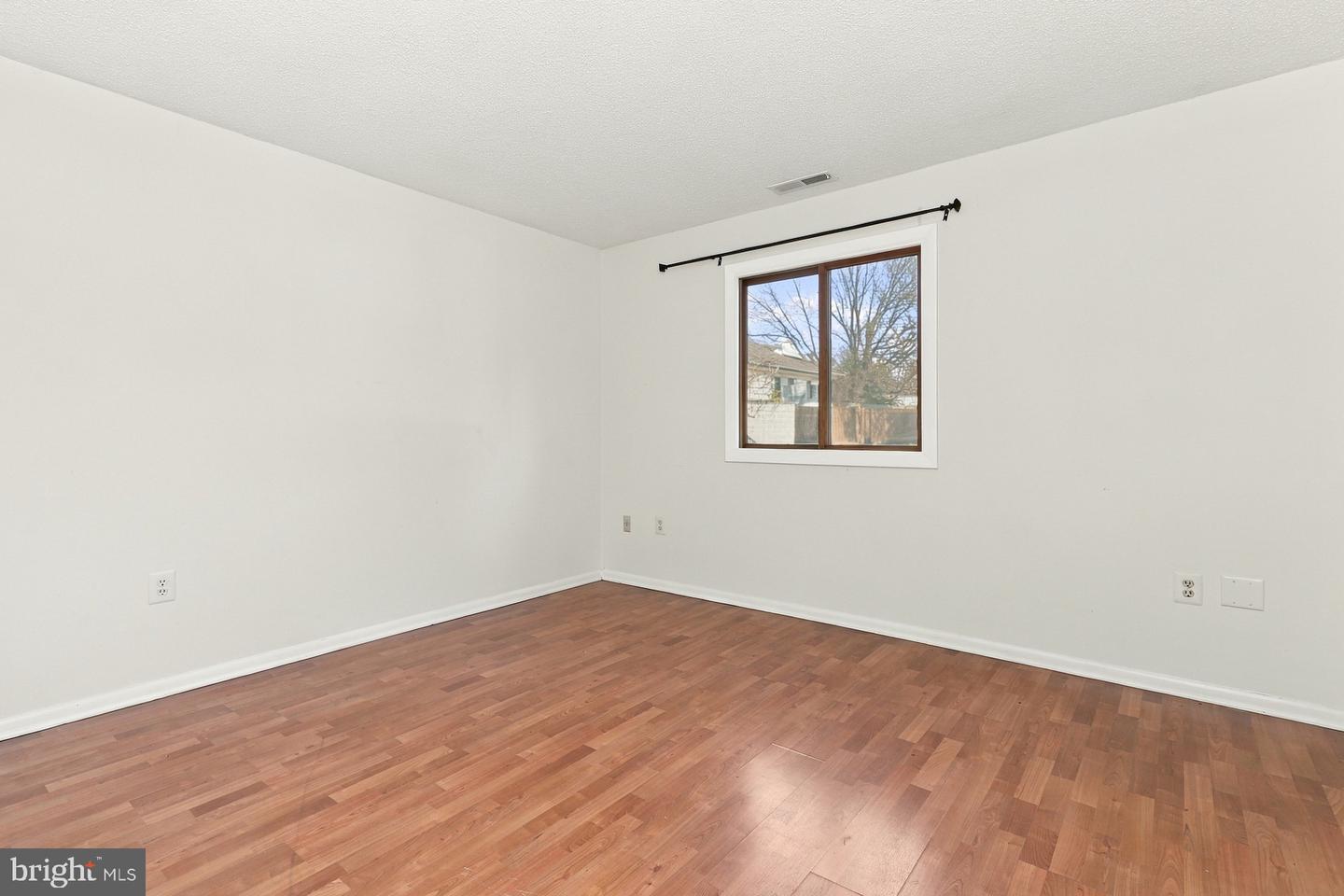 5007 Ravens Crest Dr Property Photo 11