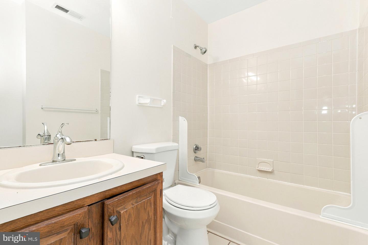 5007 Ravens Crest Dr Property Photo 13