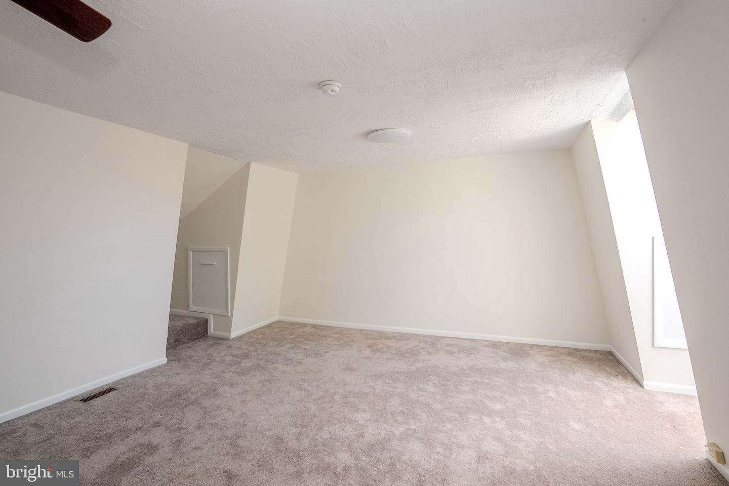 41 Tennyson Dr Property Photo 28