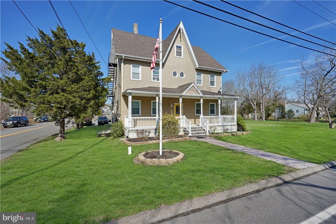 130 Thomas Ave Property Photo 1