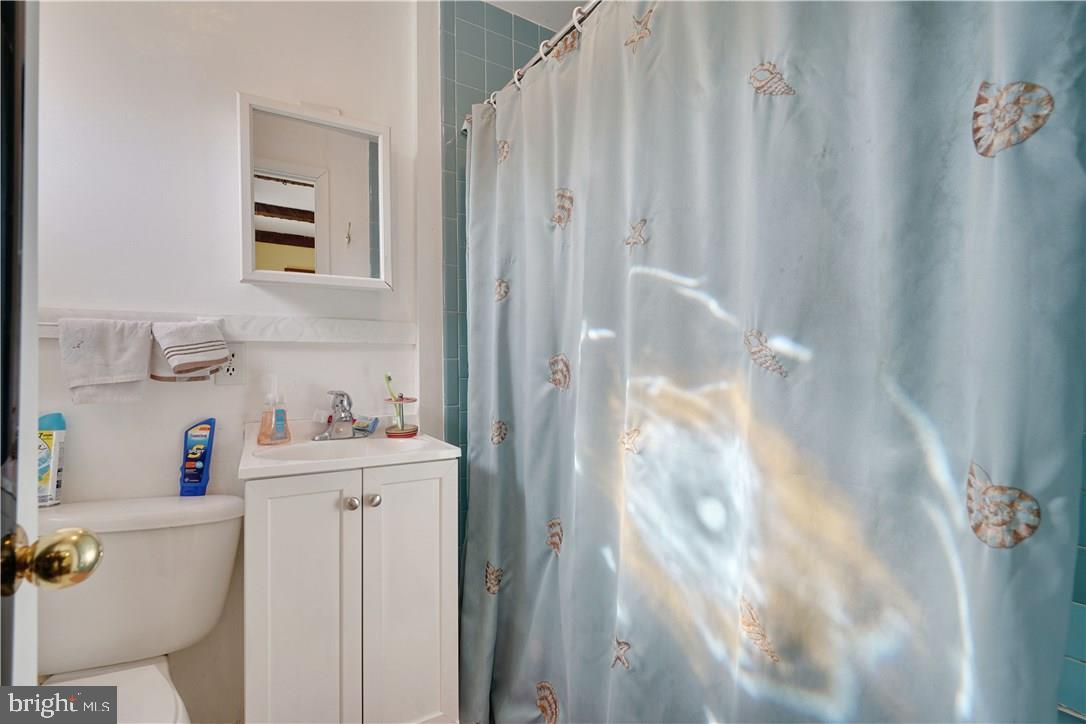 130 Thomas Ave Property Photo 26