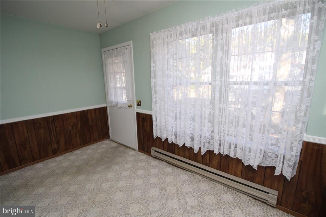 18a Sunset Rd Property Photo 3