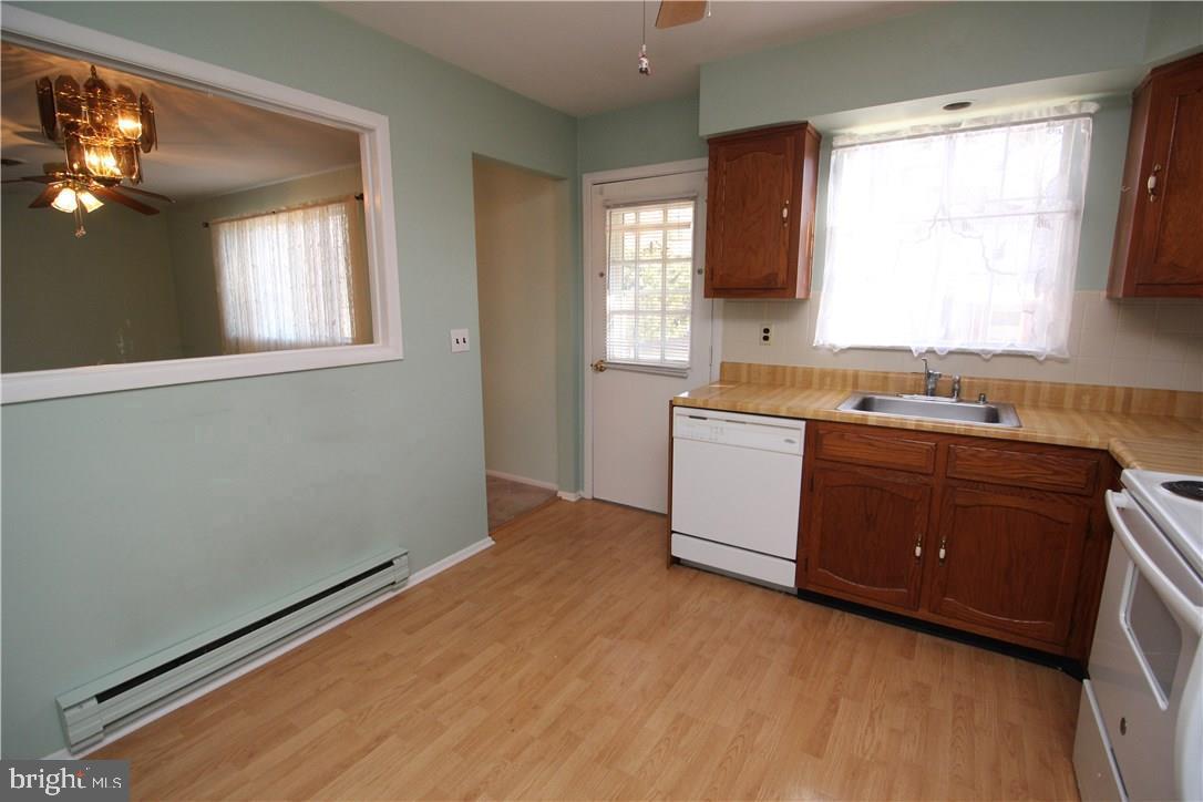 18a Sunset Rd Property Photo 7