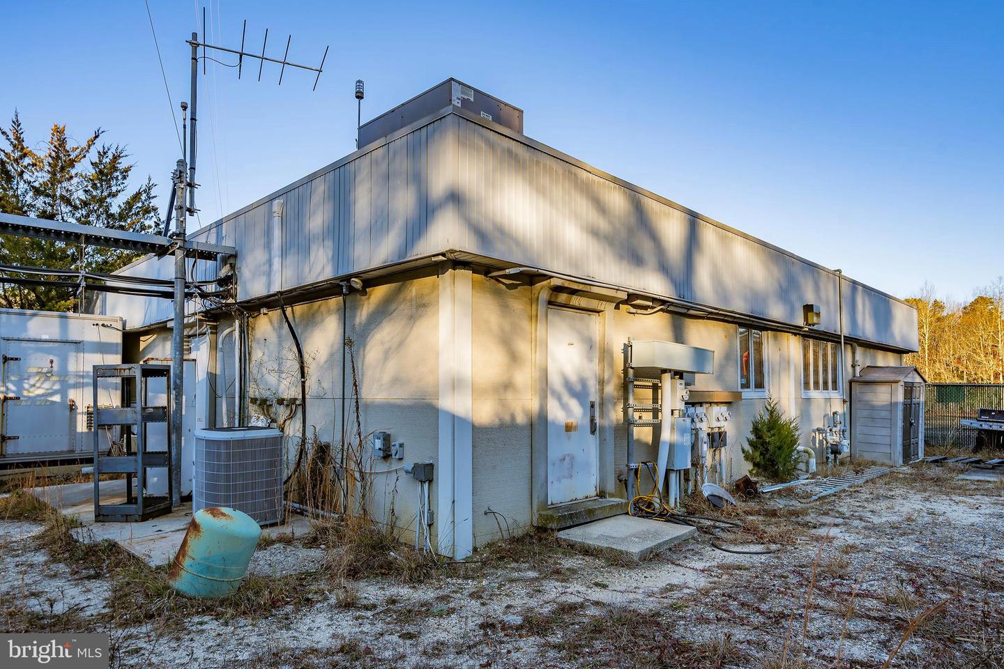 641 Beach Ave Property Photo 35