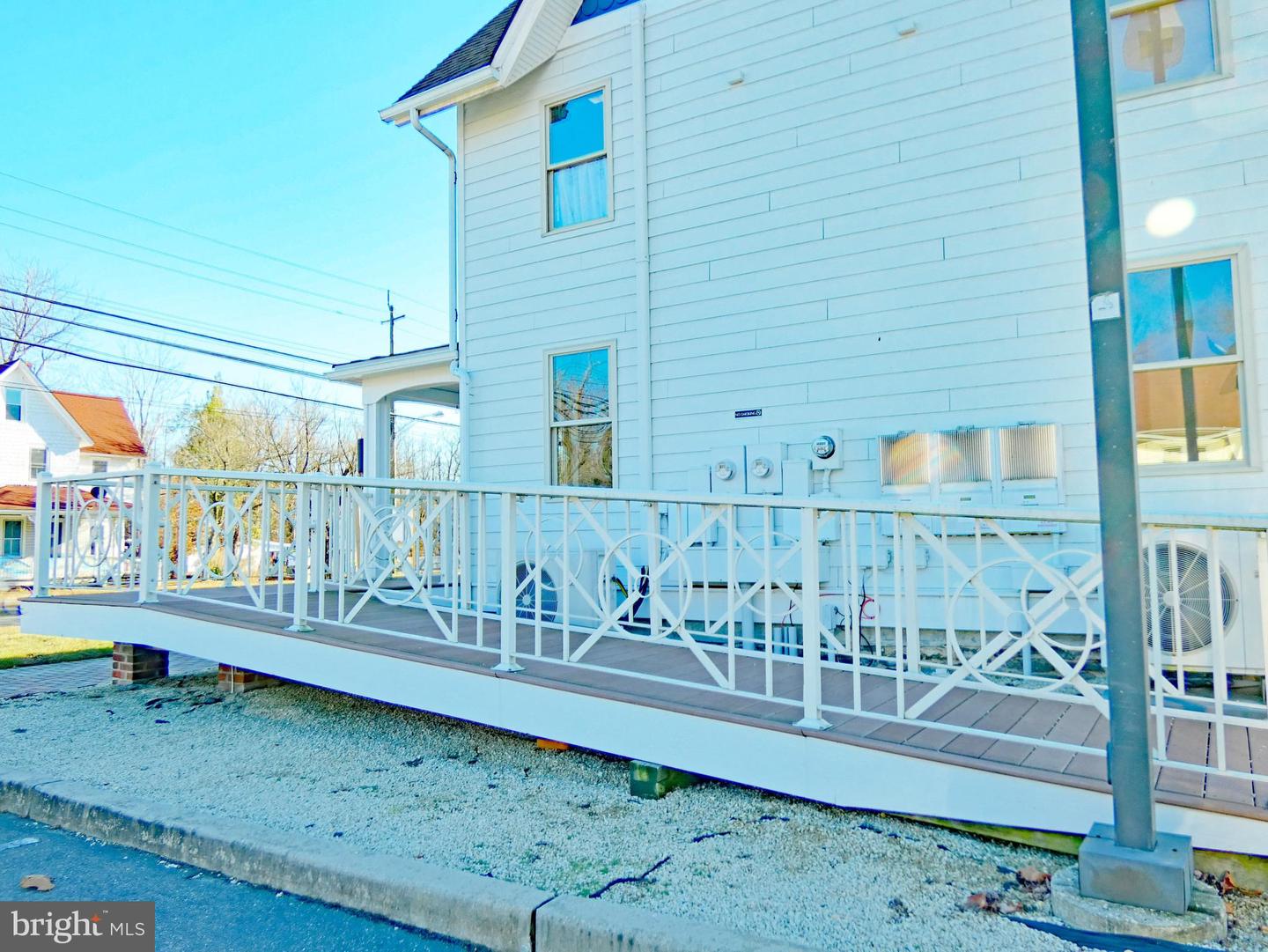 400 S Main St Property Photo 5