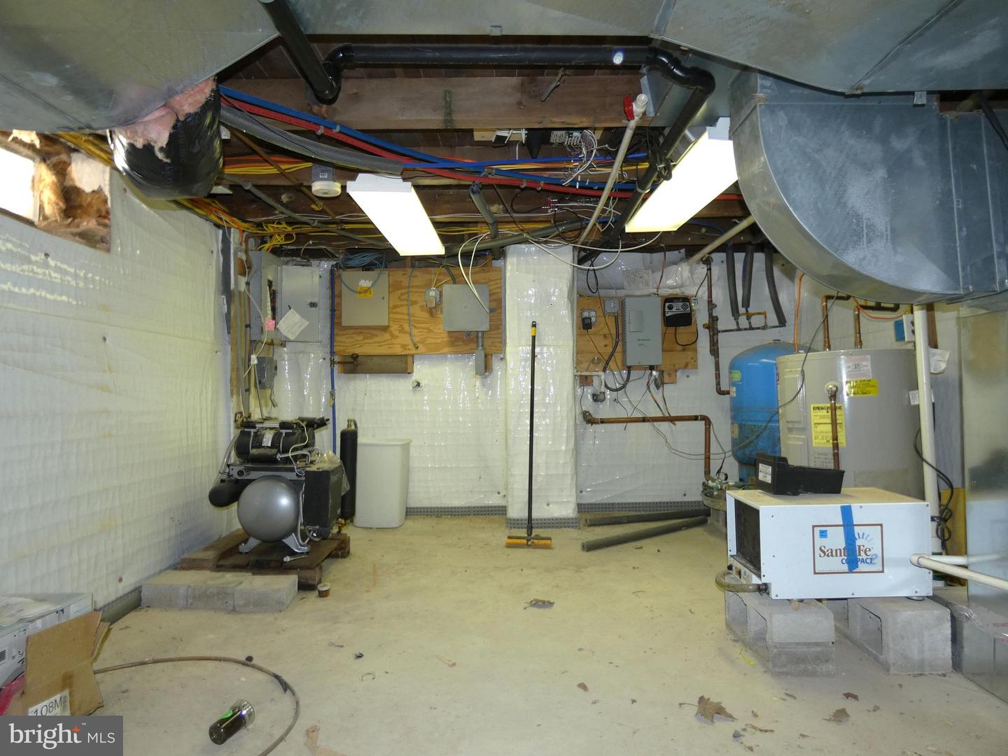 400 S Main St Property Photo 17