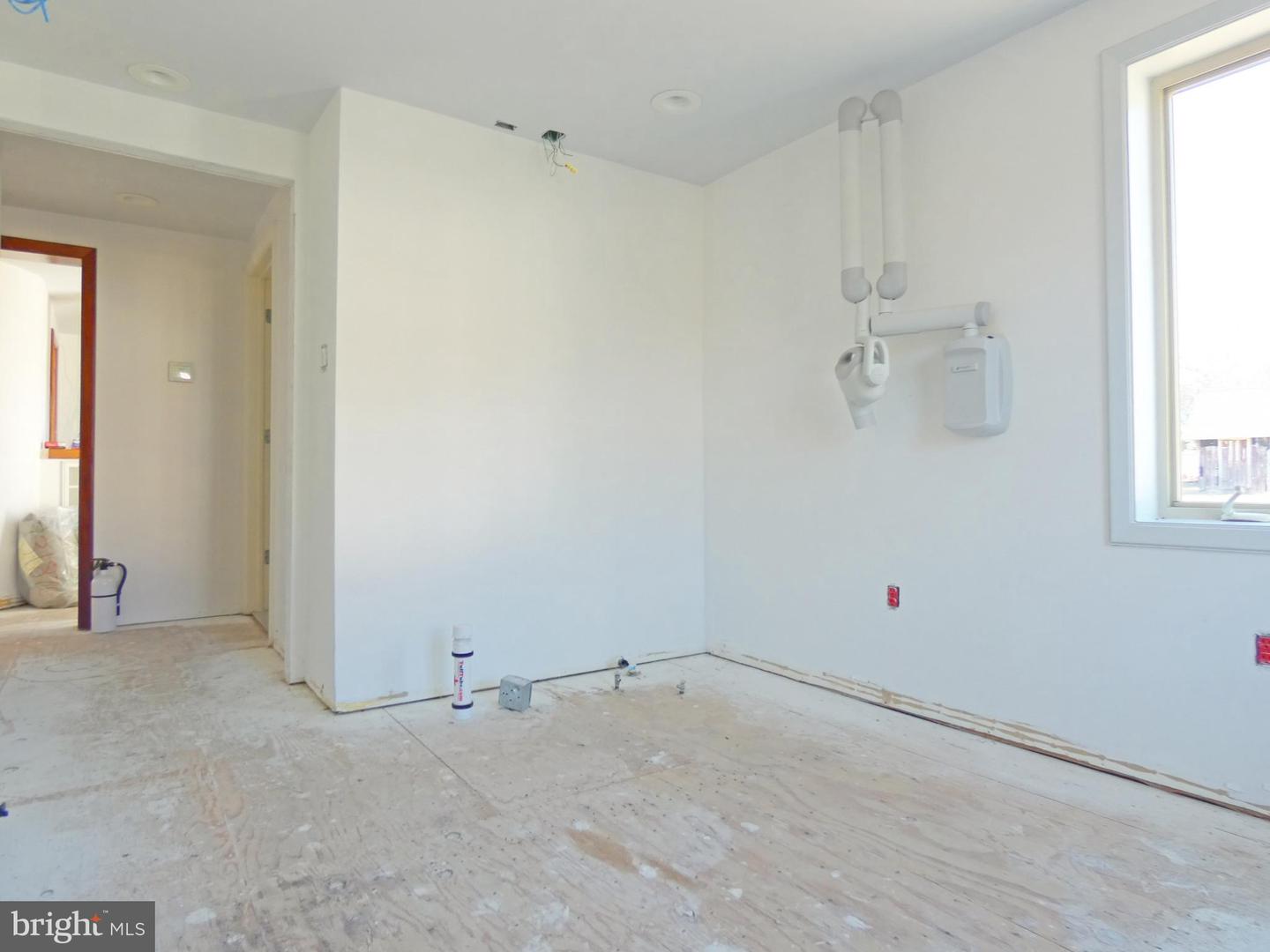 400 S Main St Property Photo 19