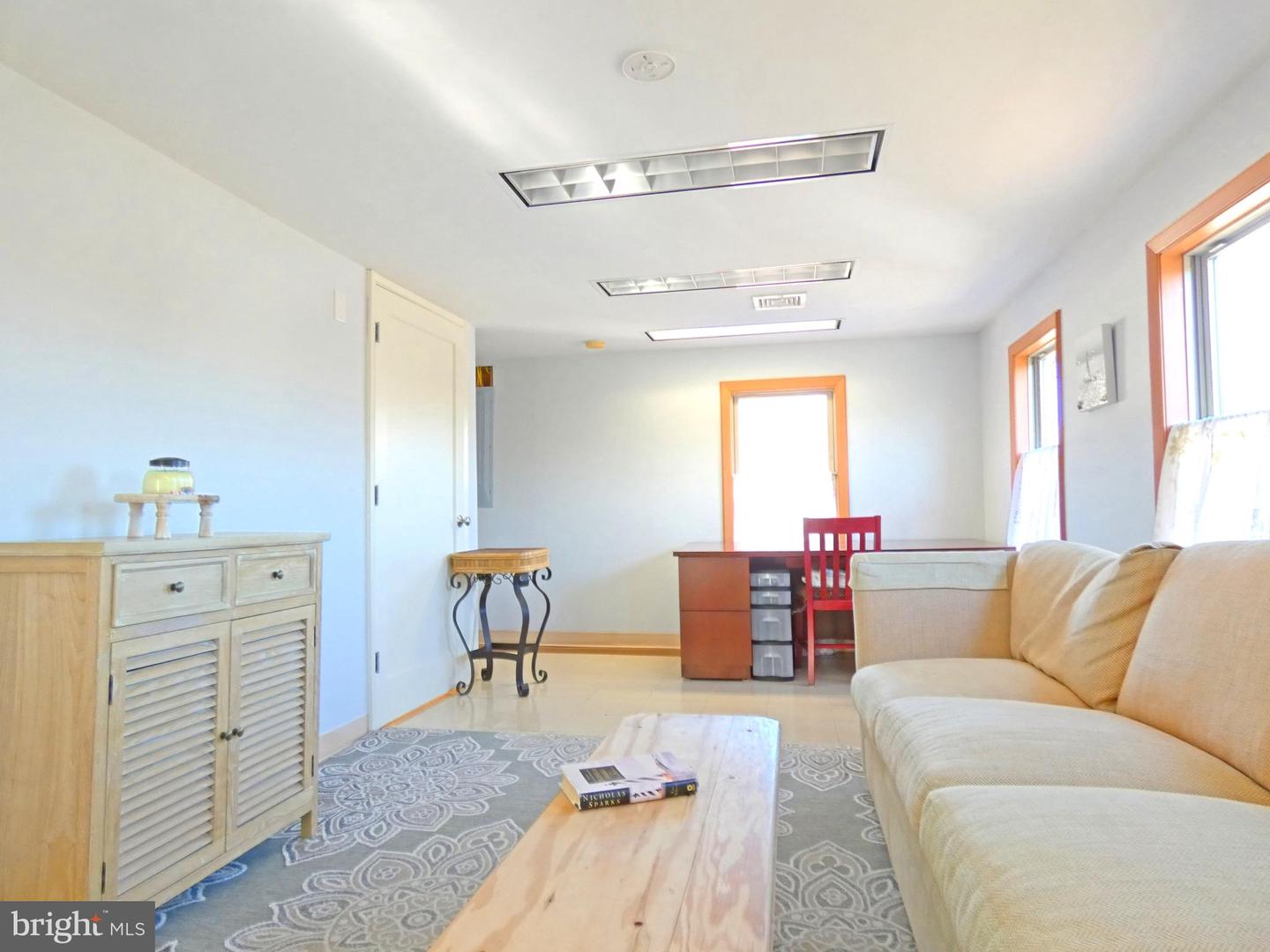 400 S Main St Property Photo 23