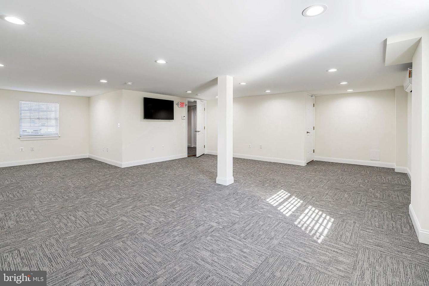 121 Wells Mills Rd #c Property Photo 12