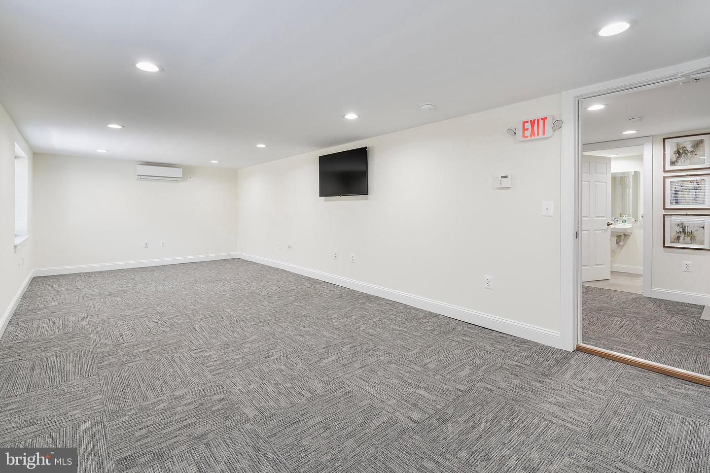 121 Wells Mills Rd #c Property Photo 13