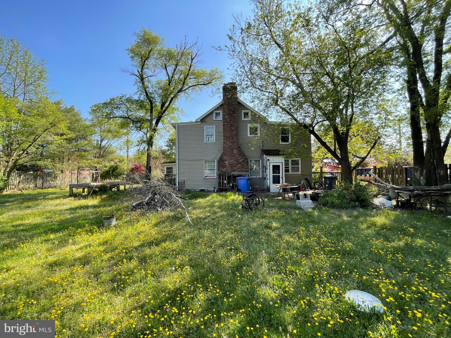 348 E Bay Ave Property Photo 7