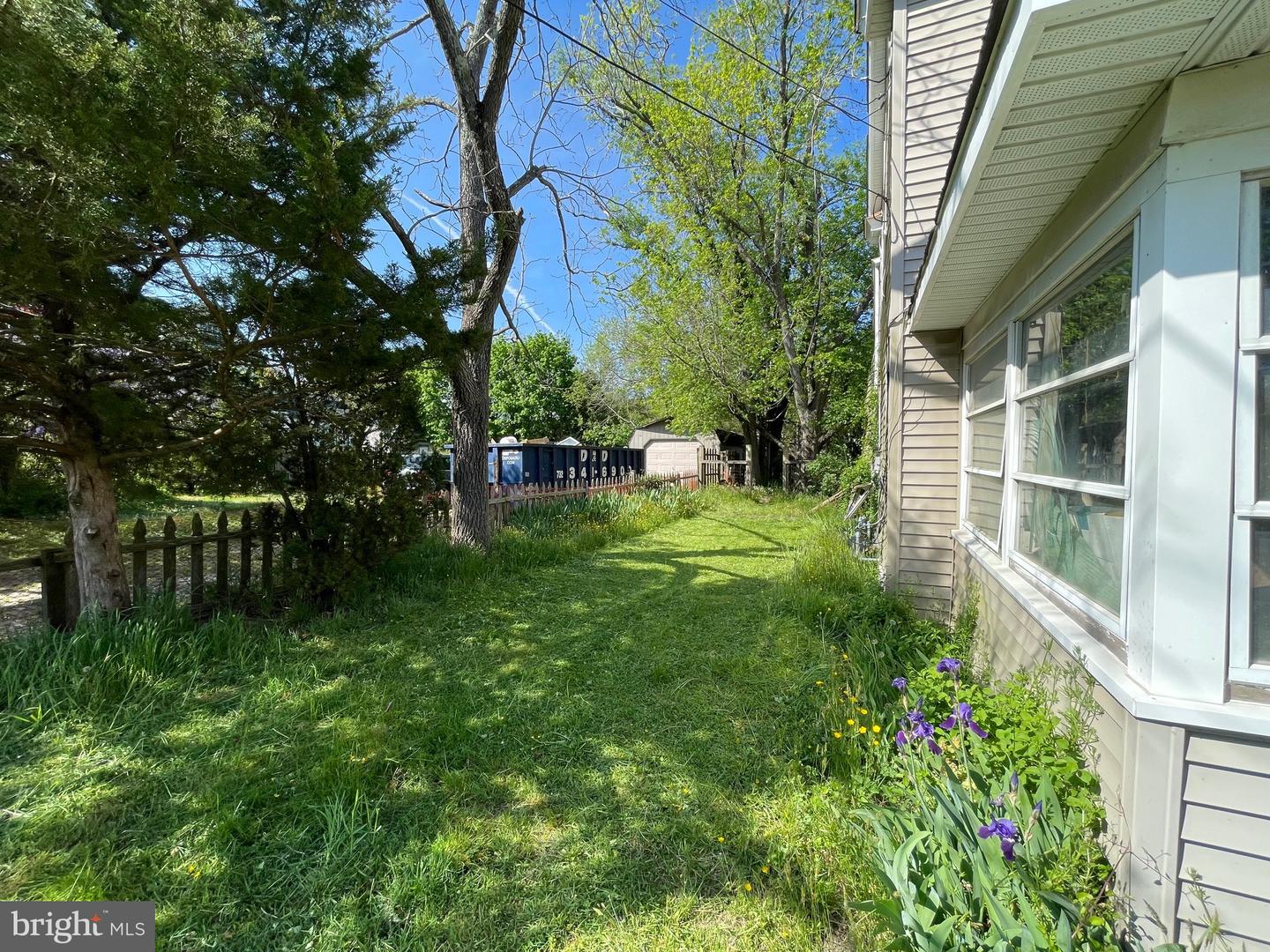 348 E Bay Ave Property Photo 10