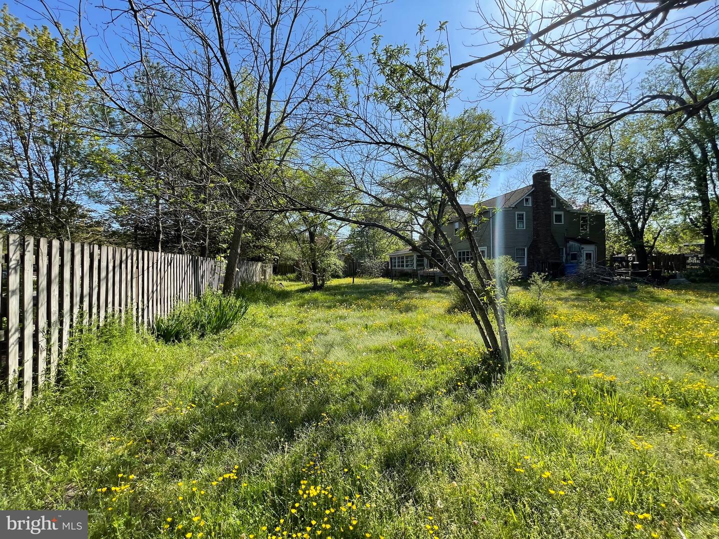348 E Bay Ave Property Photo 14