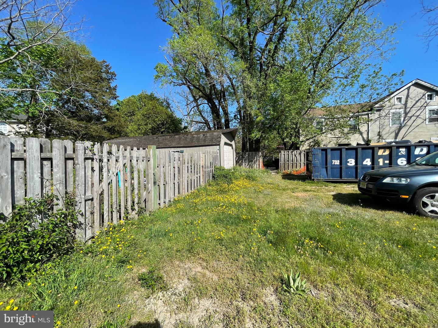 348 E Bay Ave Property Photo 22