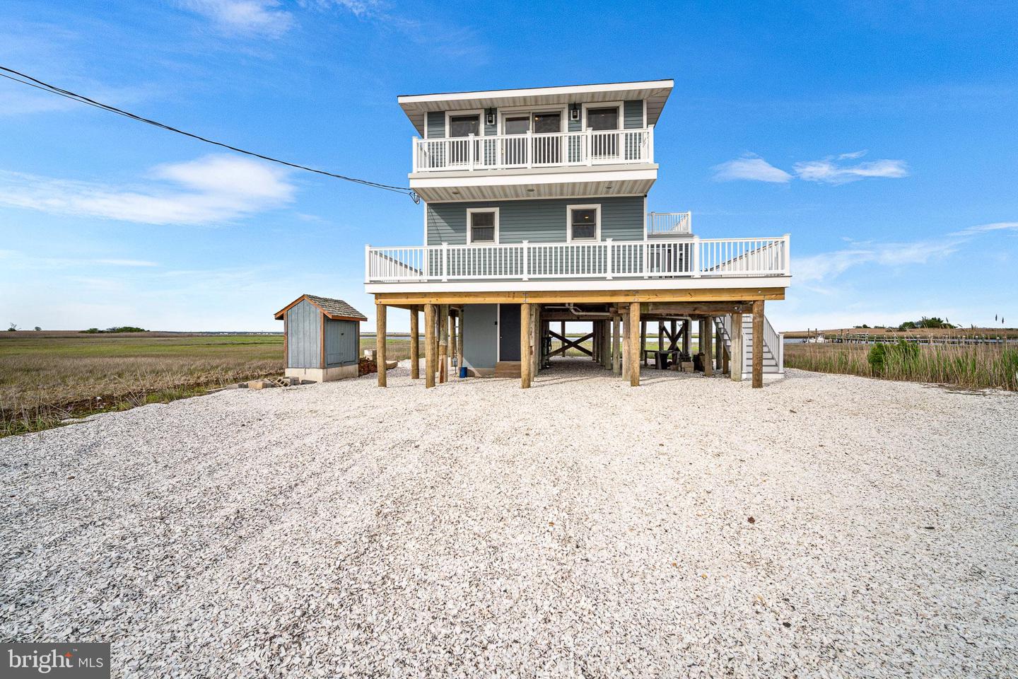488 Dock Rd Property Photo 1