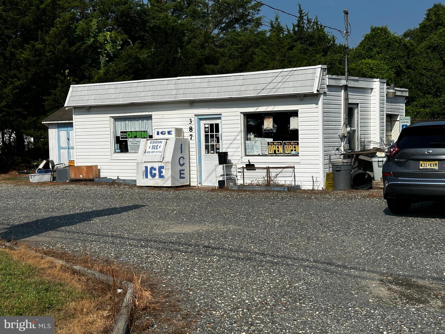 387 MAIN ST #RETAIL Property Photo 1