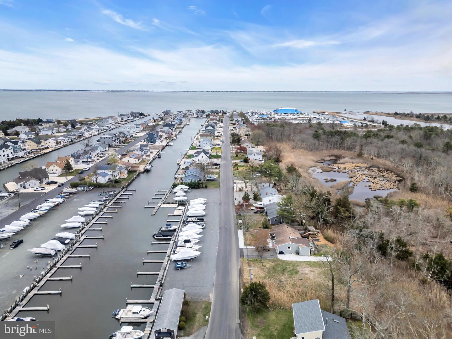 92 Marine Rd Property Photo 1