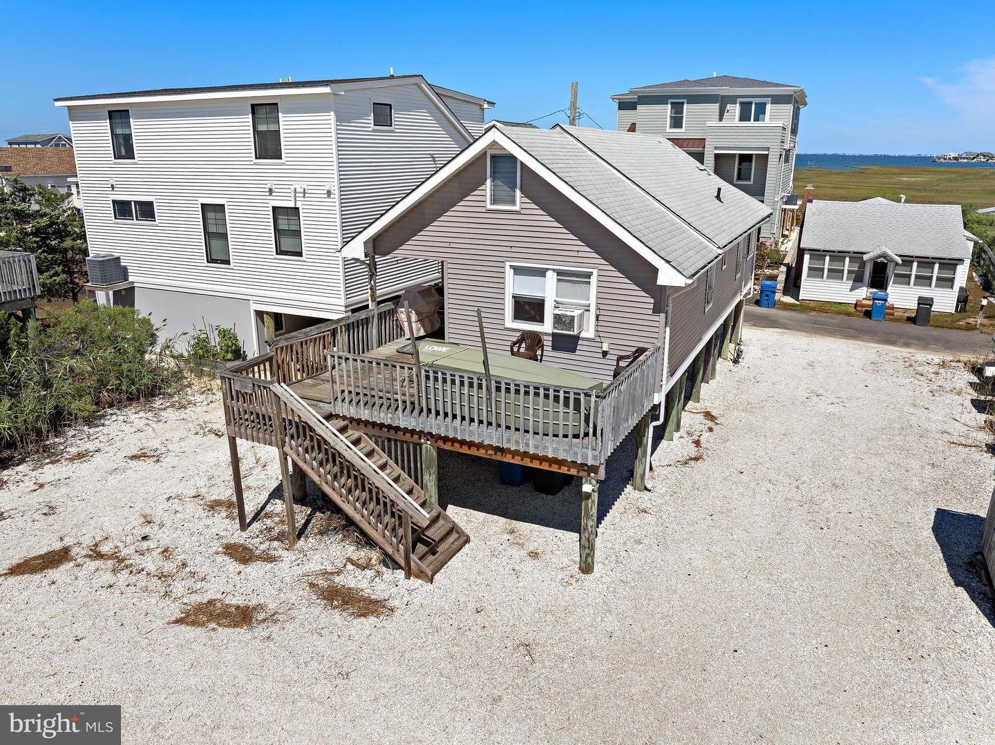2561 Second Property Photo 3