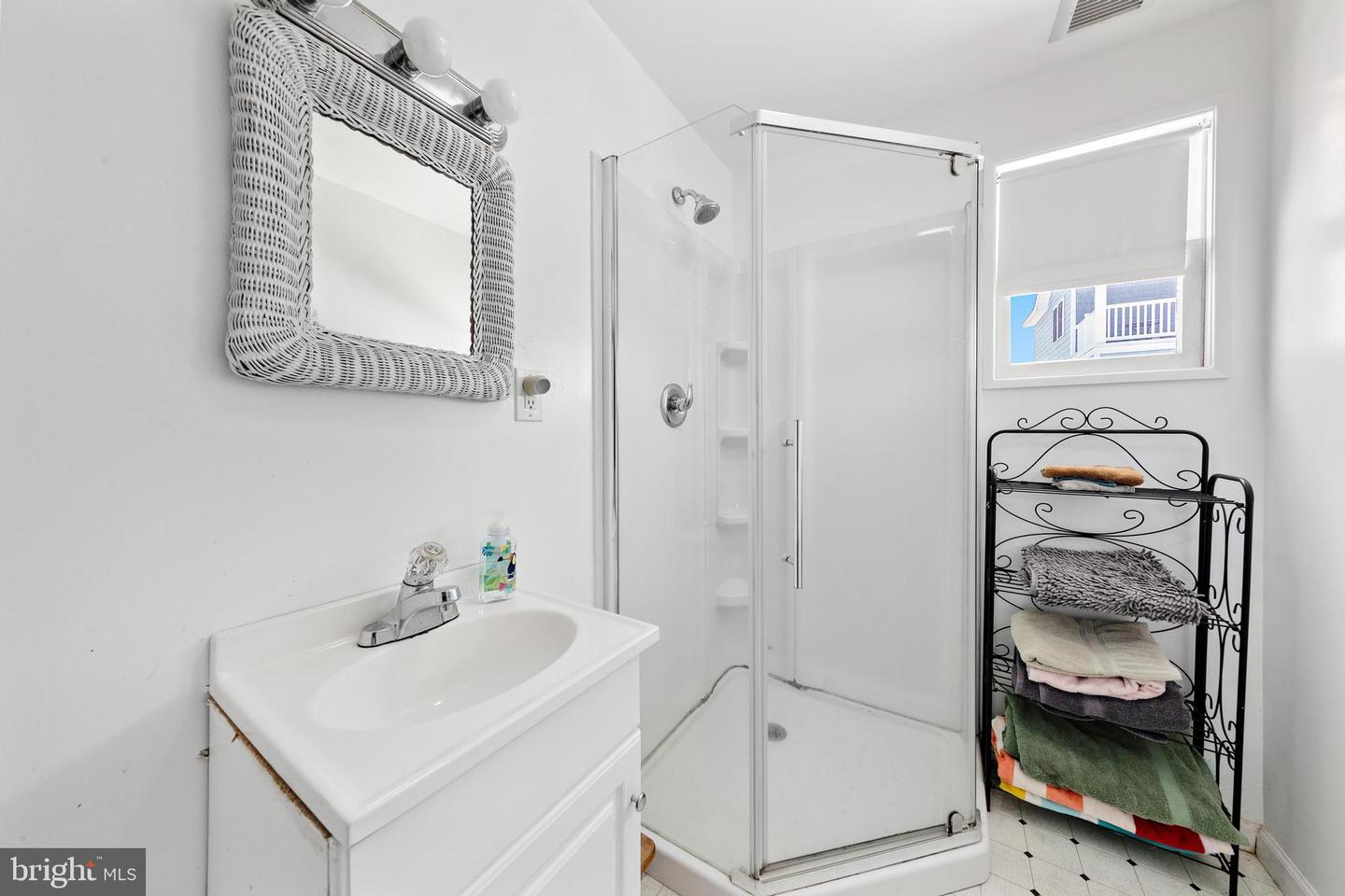 2561 Second Property Photo 24