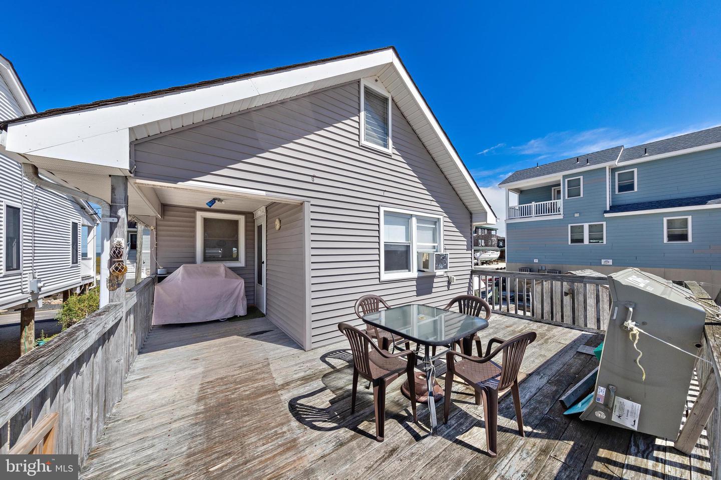 2561 Second Property Photo 28