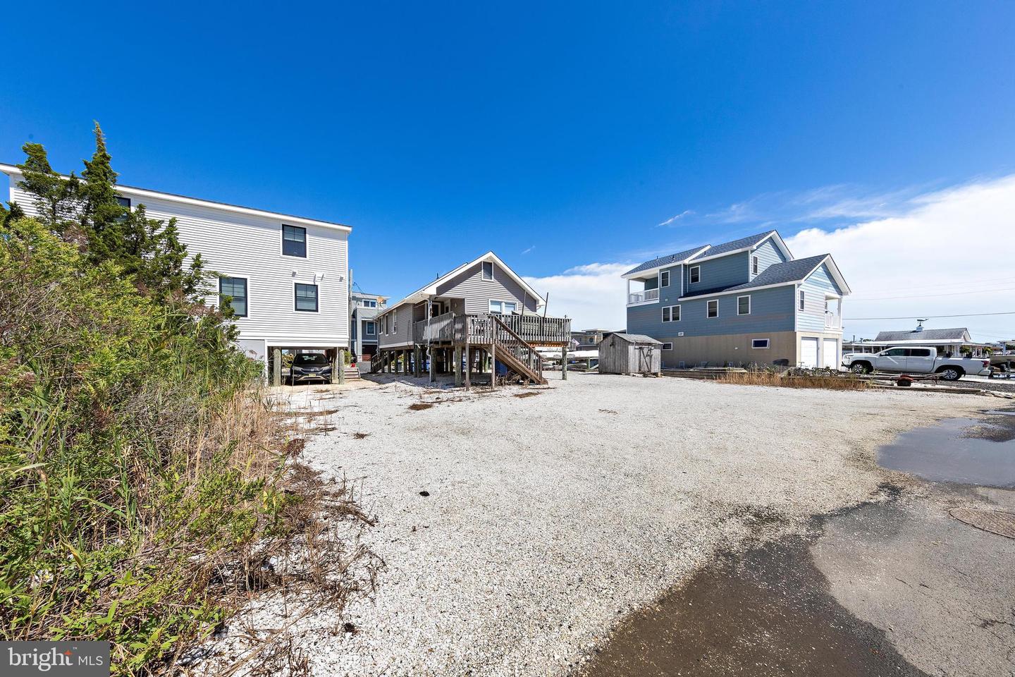 2561 Second Property Photo 30