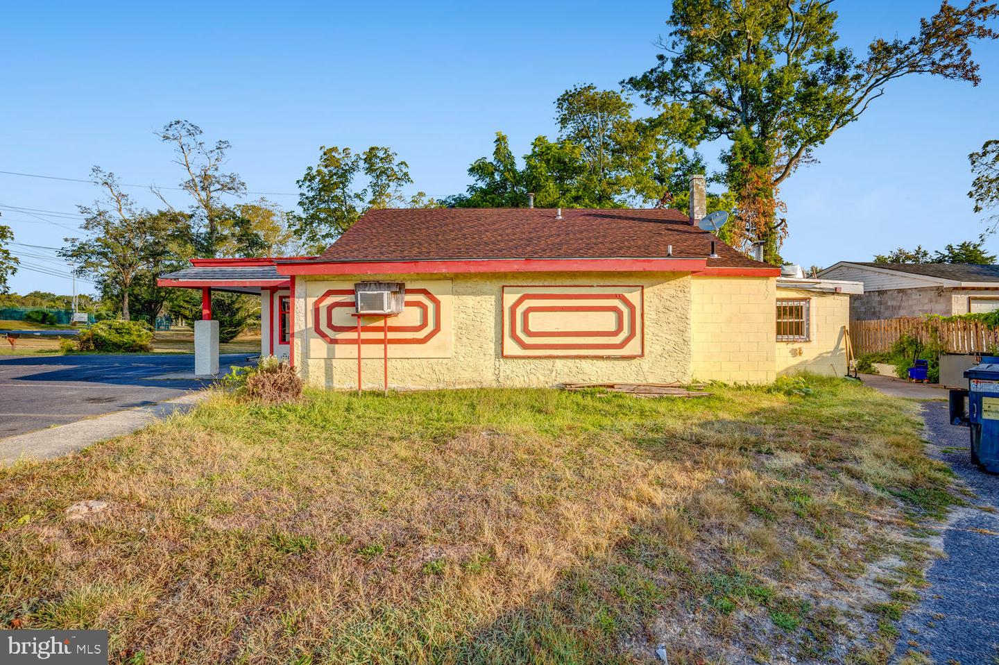 111 Lakeside Dr Property Photo 32
