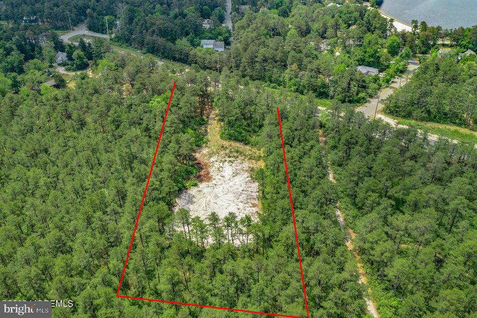 00 Lacey Rd Property Photo 2