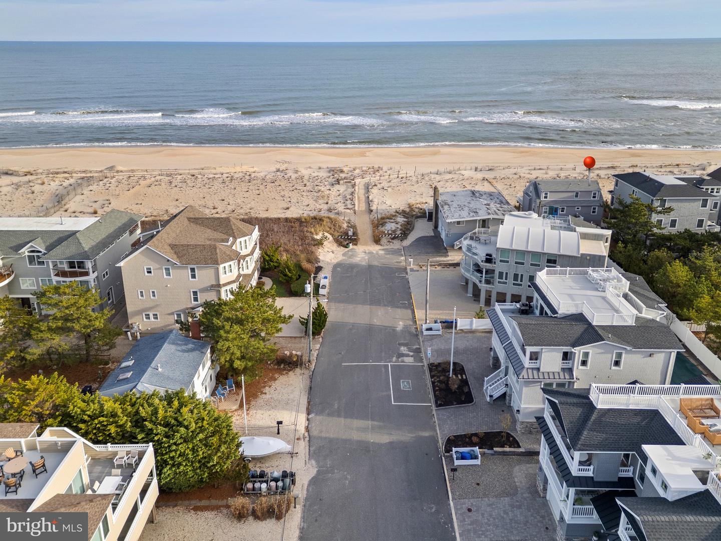 2313 N Ocean Ave Property Photo 17
