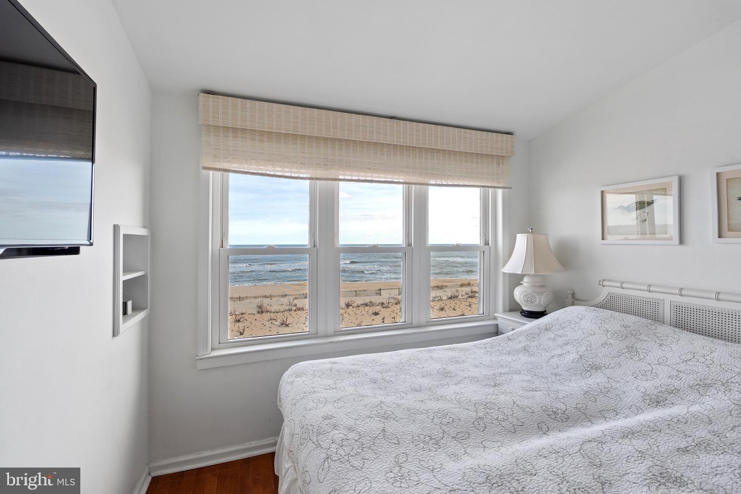 2313 N Ocean Ave Property Photo 26