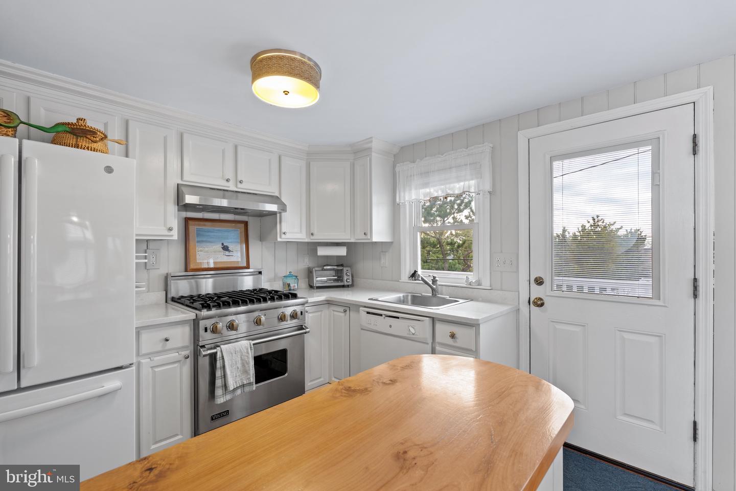 2313 N Ocean Ave Property Photo 41