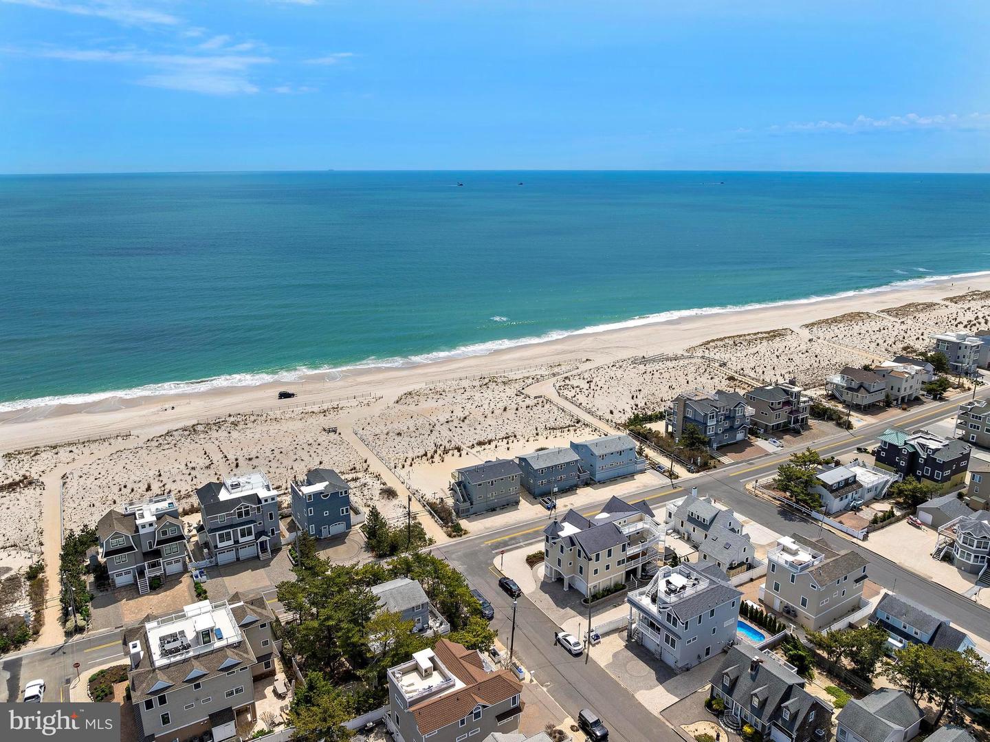 4505-4507 Ocean Blvd Property Photo 4
