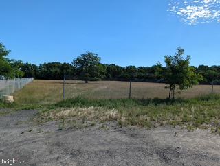 720 Pinehurst Rd Property Photo 4