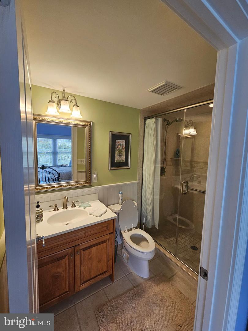 10 E 34th Property Photo 19
