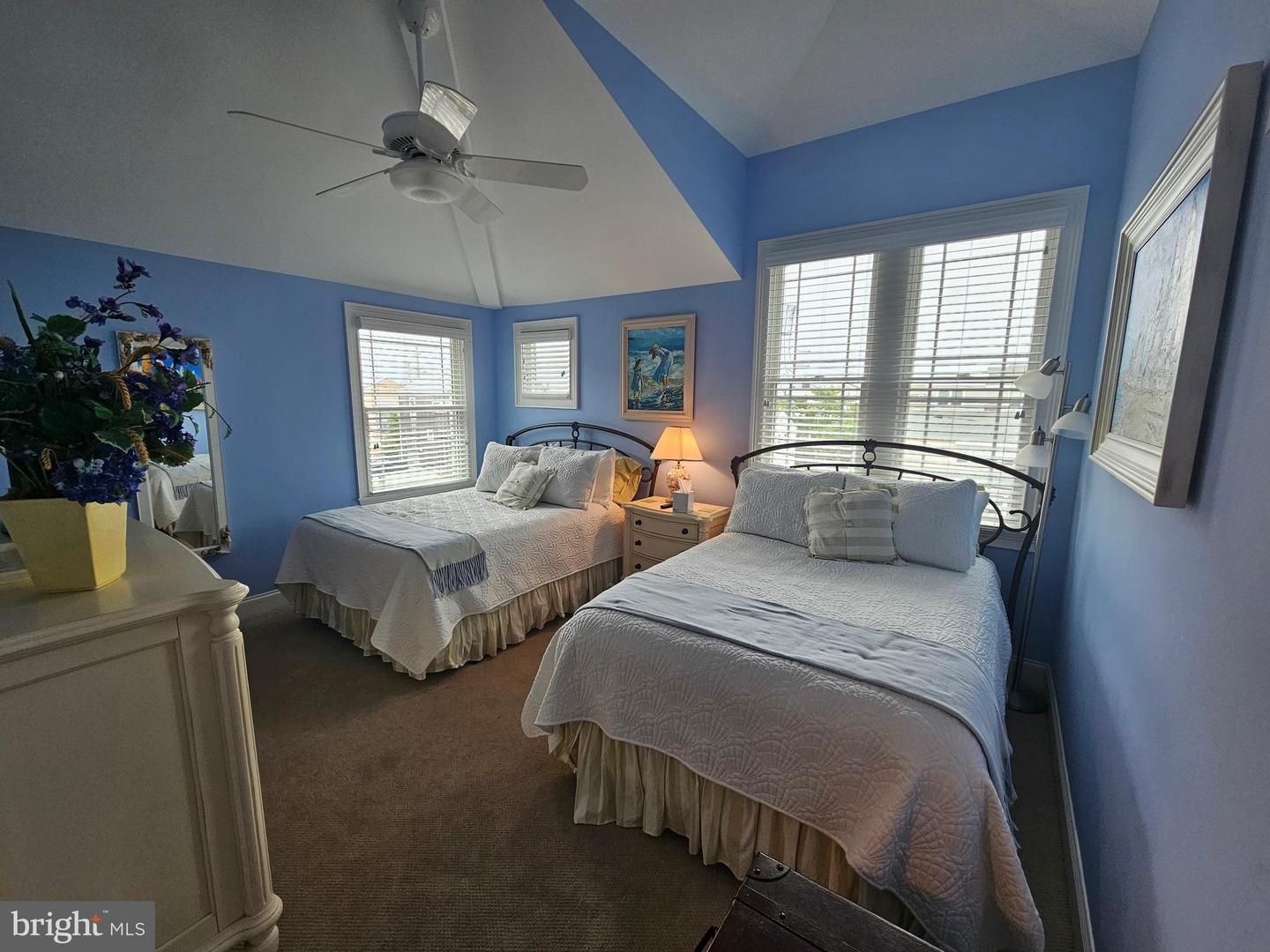 10 E 34th Property Photo 20