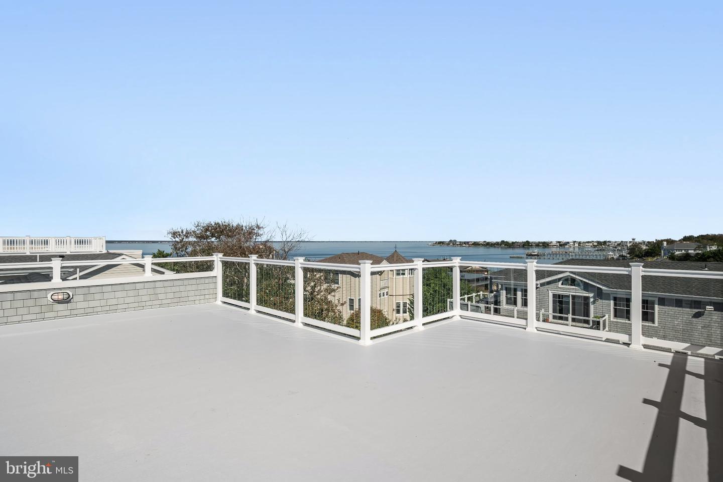 10-d Long Beach Blvd Property Photo 19