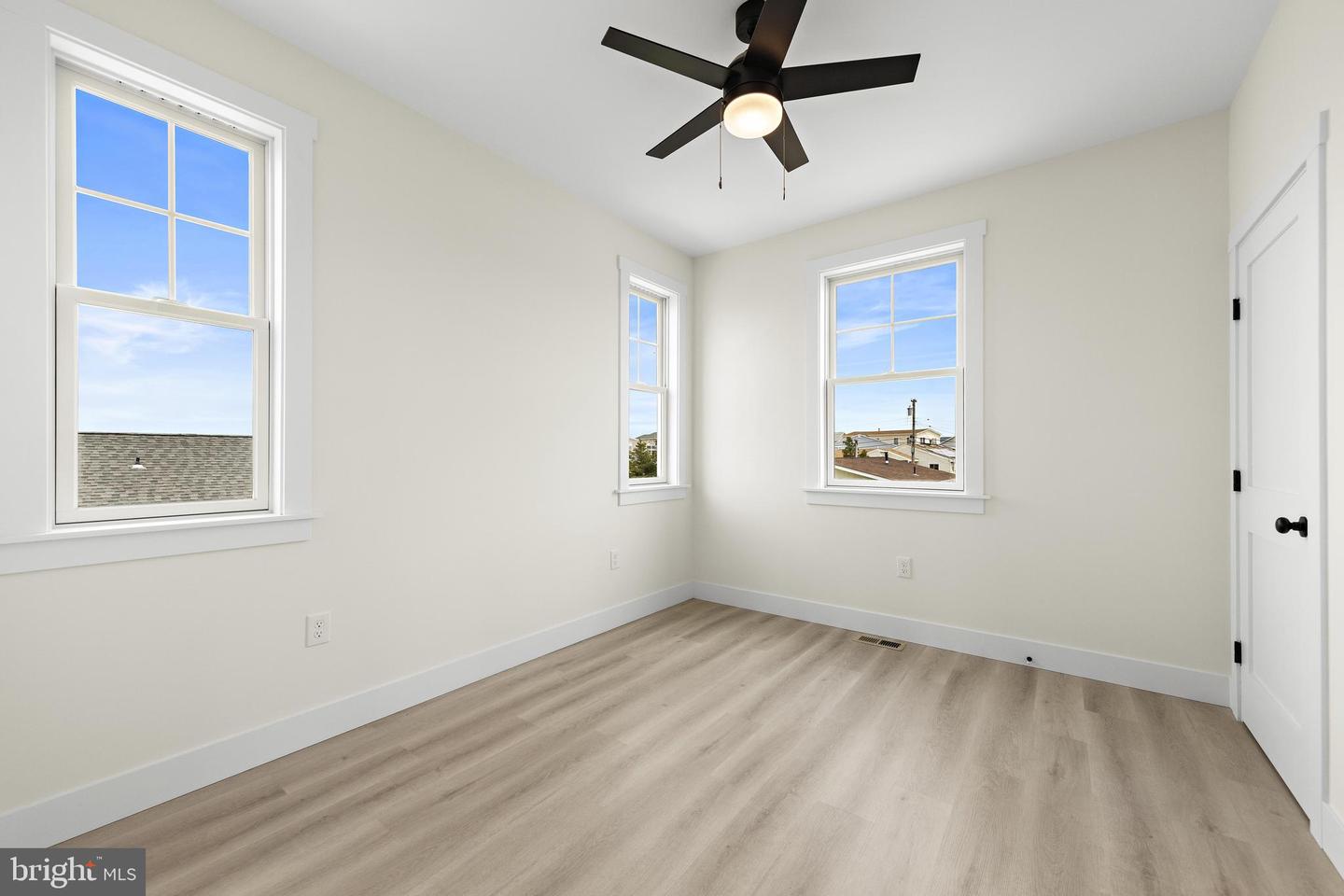 1131 S Green St Property Photo 37