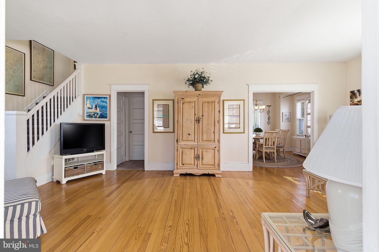 23 Fifth Property Photo 10