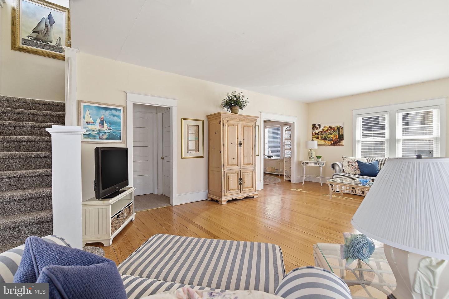 23 Fifth Property Photo 11